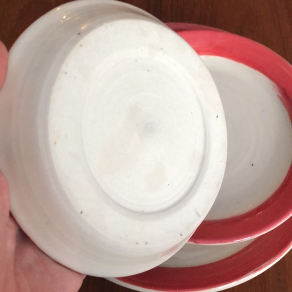 Set of three handmade pottery plates - Picture 4 of 8